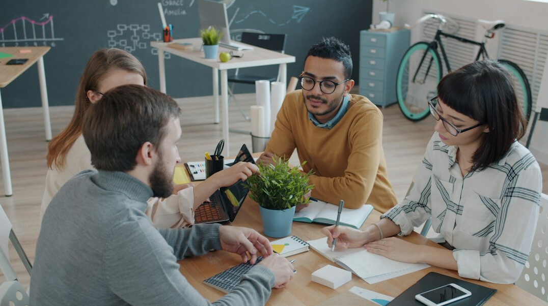diverse group discussion
